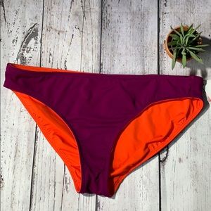 Athleta Makaha Reversible Bottom